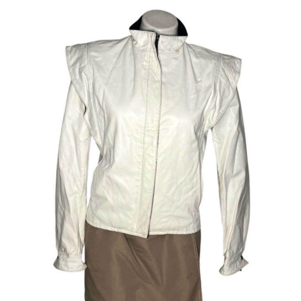 WILSONS LEATHER White Leather Jacket Retro Wing Shoulders VINTAGE 80s 90s
